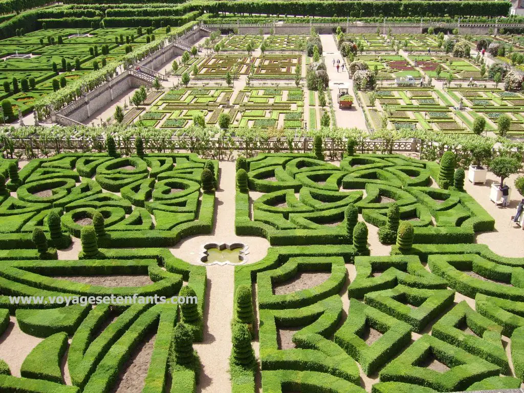 Visite 10 châteaux de la Loire en famille lequel choisir