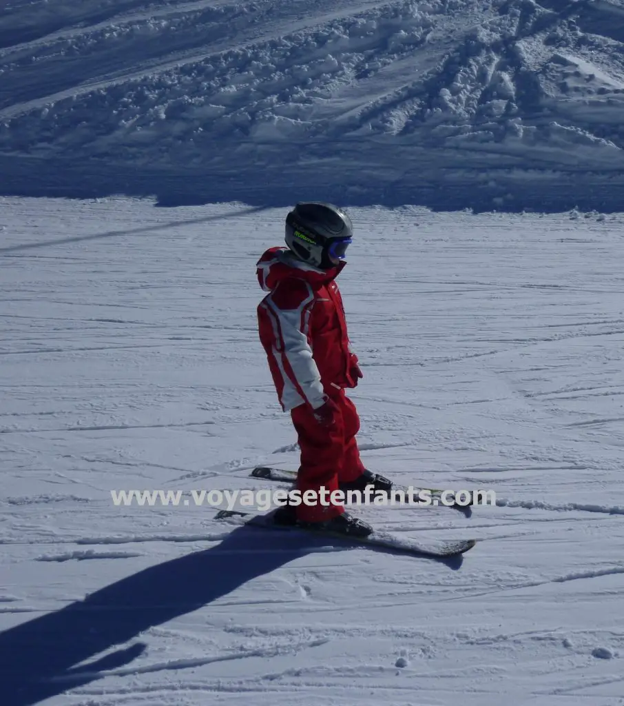 Ski avec des enfants quelle station familiale choisir Partir au ski en famille comment choisir sa station de ski | Blog VOYAGES ET ENFANTS