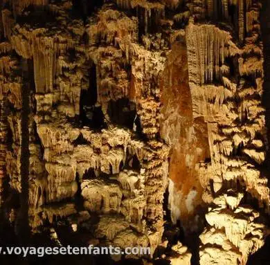 Week-end Ardèche: au coeur des grottes en famille