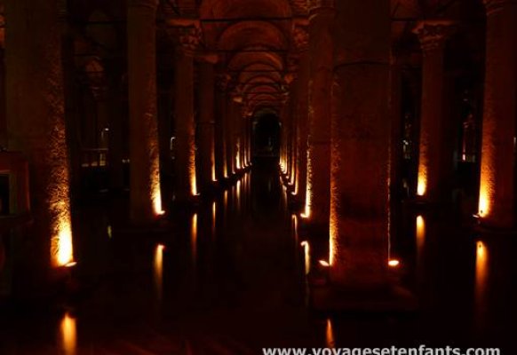 Dans les entrailles de la citerne Basilique d’Istanbul