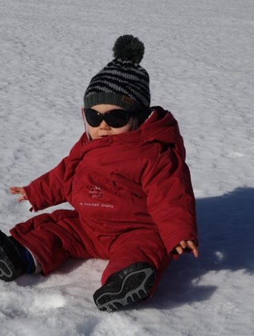 Bien équiper ses enfants contre le froid: habits d'hiver et en balade