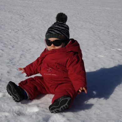 Bien équiper ses enfants contre le froid: habits d'hiver et en balade