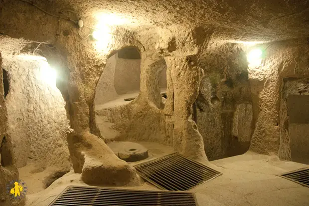 http://www.voyagesetenfants.com/wp-content/uploads/2013/02/Kaymakli-cit%C3%A9-souterraine-cappadoce-turquie.jpg