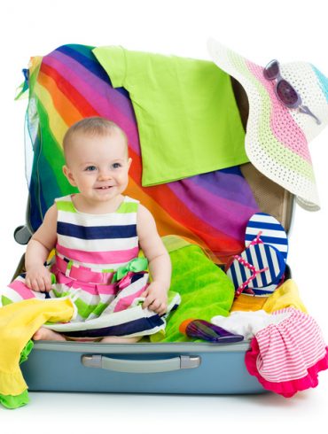 Bagage à main: que prendre avec des enfants dans l'avion?