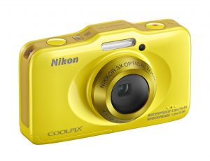 appareil photo enfant nikon s31 Cadeaux pour ados en voyage | Blog VOYAGES ET ENFANTS