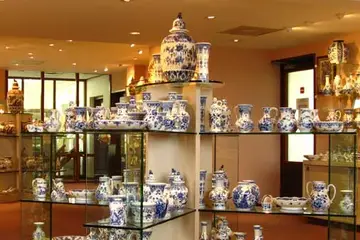 visite-de-l-usine-les-fa-ences-de-delft-avec-fa-ence-souvenir-in-delft-158814