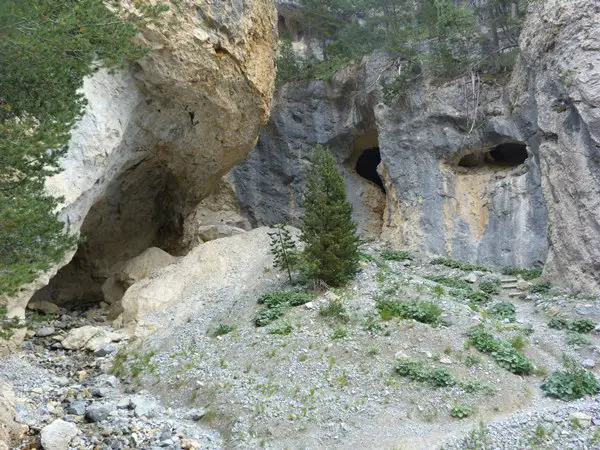 Grotte des 50 anes avec des enfants