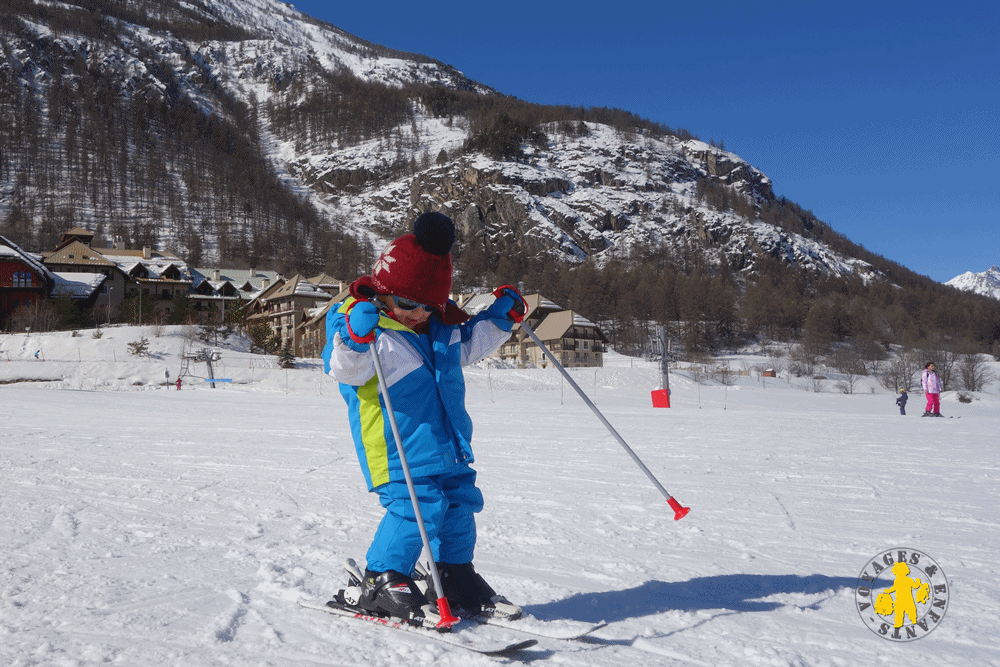 Mini Voyageur 1ère descente 26 mois Le ski avec des enfants dossier | Blog VOYAGES ET ENFANTS