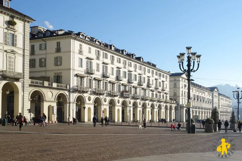 Turin en famille piazza Vitorio veneto