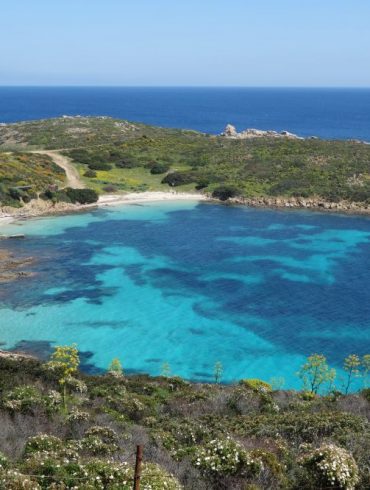 9 plages à voir en Sardaigne avec des enfants