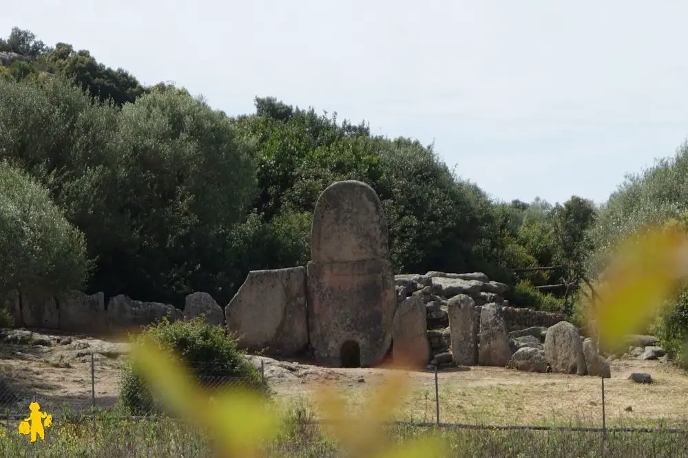 20140420 Sardaigne Cote Esmaralda + San Pantaleo + Tempio Pausania + Castelsardo 92a Sardaigne avec enfants visite sites nuragiques | Blog VOYAGES ET ENFANTS