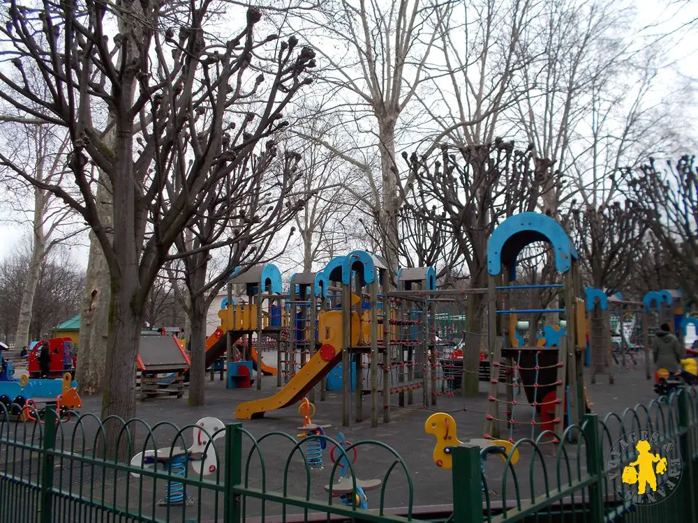 Paris avec des enfants jeu jardin luxembourg