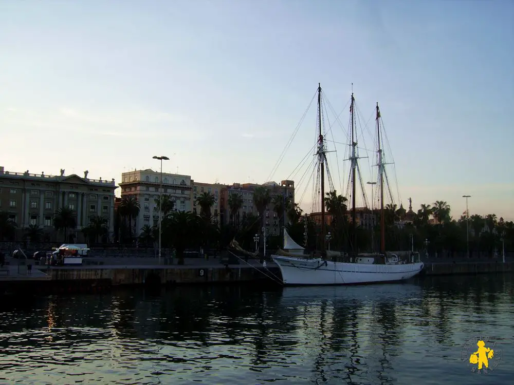 Barcelone à la Toussaint avec des enfants Le Port Toussaint en famille à létranger | Blog VOYAGES ET ENFANTS