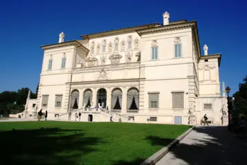 billets-coupe-file-visite-pied-de-la-galerie-et-des-jardins-borgh-se-in-rome-169519