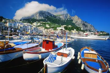 croisi-re-en-petit-groupe-d-une-journ-e-vers-capri-au-d-part-de-in-sorrento-VoyagesEtEnfants
