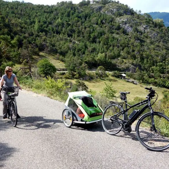 vélo eléctrique en famille guillestre