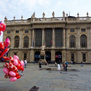 Visite de Turin avec enfants palais royal et Mauto