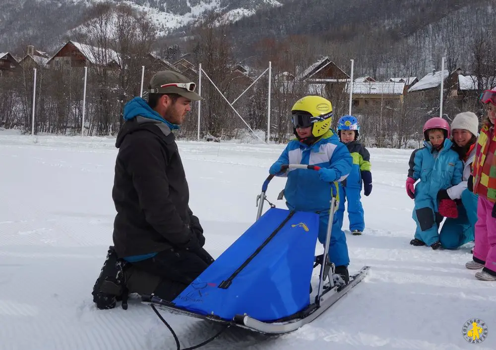 Pelvoux en famille Baby Traineau Igloo Pelvoo Baby traineau à Pelvoux activités | Blog VOYAGES ET ENFANTS