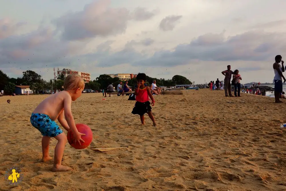 2015.02.25 Sri Lanka plage Negombo en famille