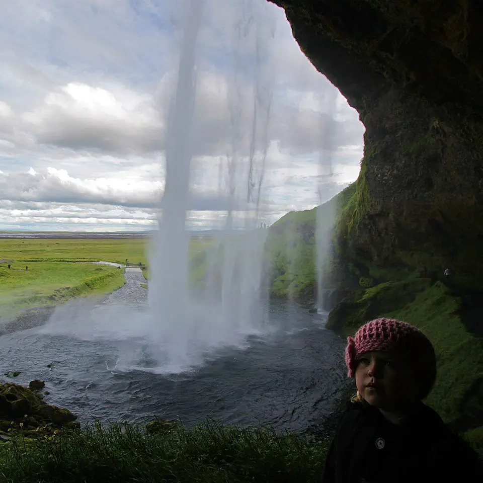 cascade1 Islande en famille Islande avec des enfants | Blog VOYAGES ET ENFANTS