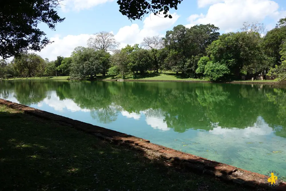 20150225 Sri Lanka Anuradhapura avec enfant visite Anuradhapura ou Polonaruwa avec enfant |VOYAGES ET ENFANTS