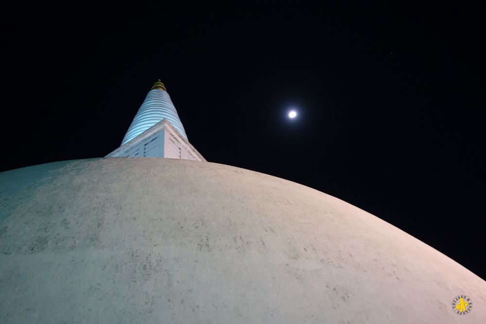 20150225 Sri Lanka Anuradhapura nuit Anuradhapura ou Polonaruwa avec enfant |VOYAGES ET ENFANTS