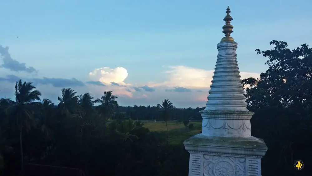 20150225 Sri Lanka Sand Anuradhapura Anuradhapura ou Polonaruwa avec enfant |VOYAGES ET ENFANTS