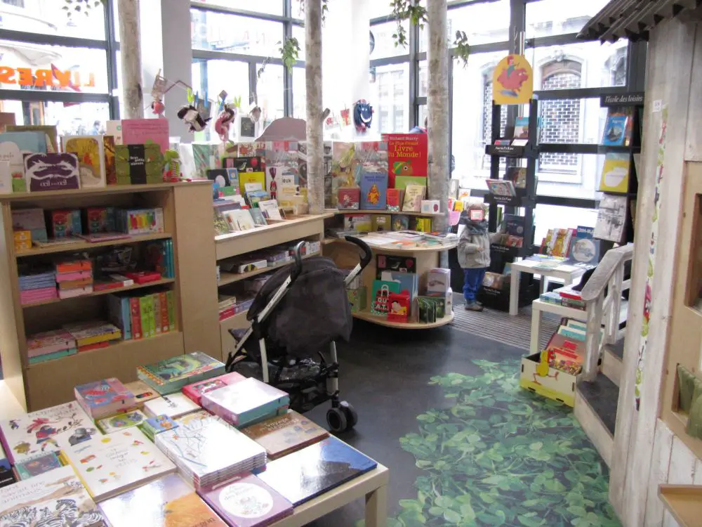 Librairie enfants salon de th+® Week end à Bruxelles avec bébé | Blog VOYAGES ET ENFANTS