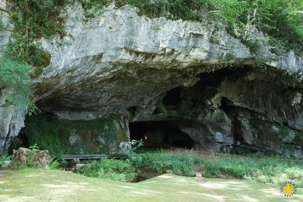 20150506 Cote Basque Grotte de Sare Le Pays Basque en famille en 1 semaine | VOYAGES ET ENFANTS