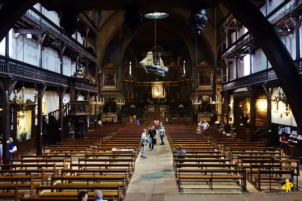 St Jean de Luz Eglise compressed Pays Basque la côte avec des enfants de St Jean de Luz à Hendaye | Blog VOYAGES ET ENFANTS