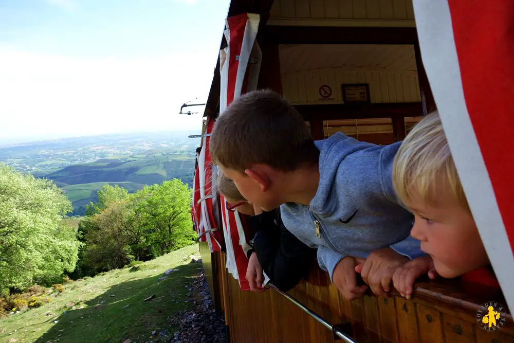 Pays Basque Train de la Rhune Sare et Parc Etxola 46 Activités à Sare avec enfants Pays Basque | Blog VOYAGES ET ENFANTS