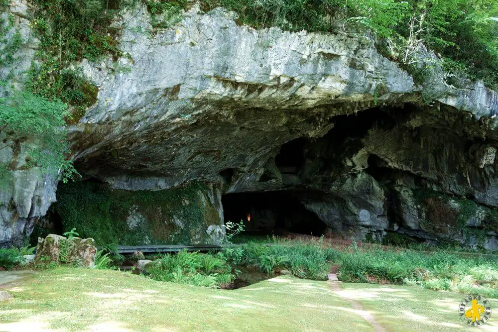 Pays Basque avec enfants Grotte de Sare Plage St Jean de Luz Chistera et Diner Hastingues 19 Activités à Sare avec enfants Pays Basque | Blog VOYAGES ET ENFANTS