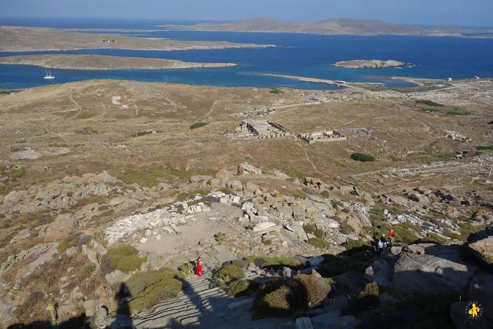 Delos vue d Les Cyclades en famille Paros Mikonos Naxos Amorgos'en haut croisère en famille