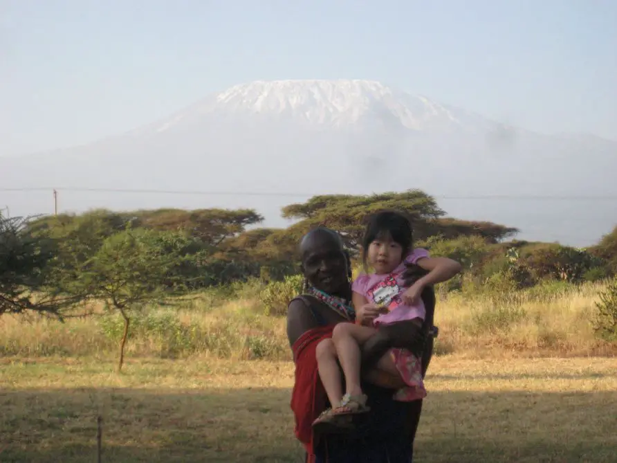 Kenya Amboseli avec Masa+» devant Kilimandjaro
