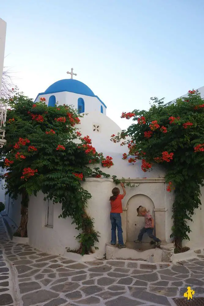 Paros ruelle typique en famille Les Cyclades en famille Paros Mikonos Naxos Amorgos