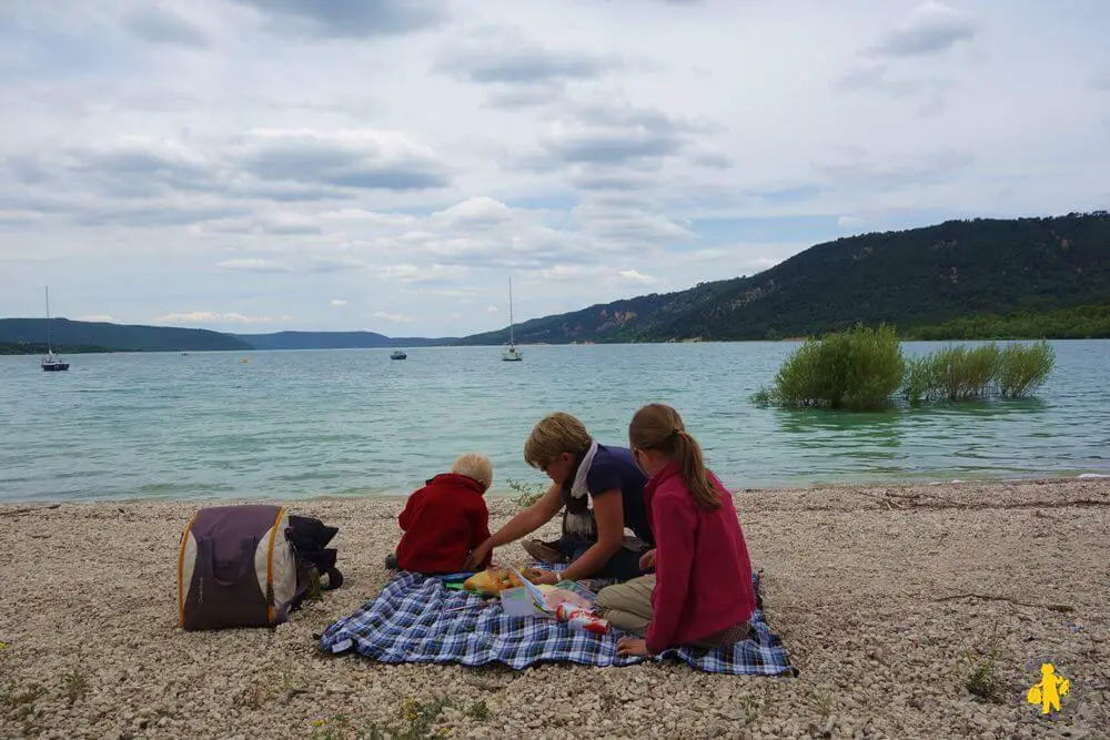 Pique nique Lac Ste Croix Gorges du Verdon Week end Gorges du Verdon en famille | VOYAGES ET ENFANTS