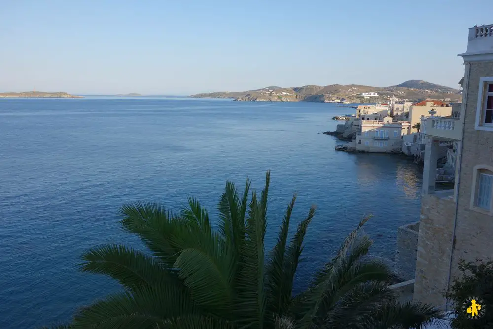 Syros vue mer famille