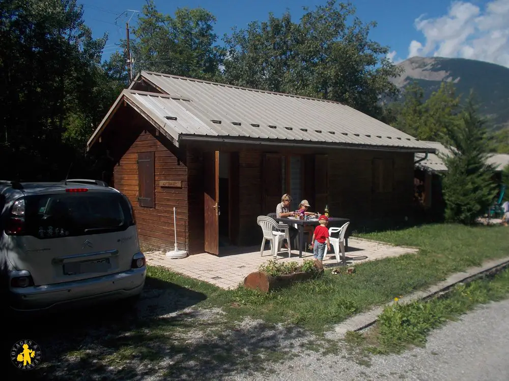 Logement Camping Du Villard chalet Voyages et Enfants Guillestre que voir que faire en famille | Blog VOYAGES ET ENFANTS