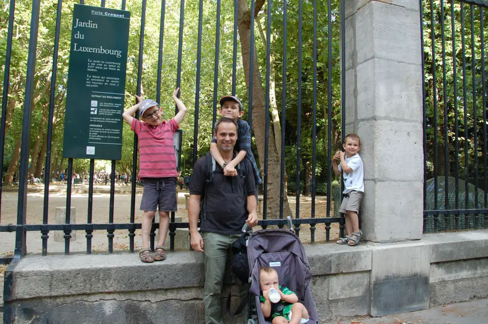 Jardin du Luxembourg compressed Voyage en Famille nombreuse heureux | Blog VOYAGES ET ENFANTS