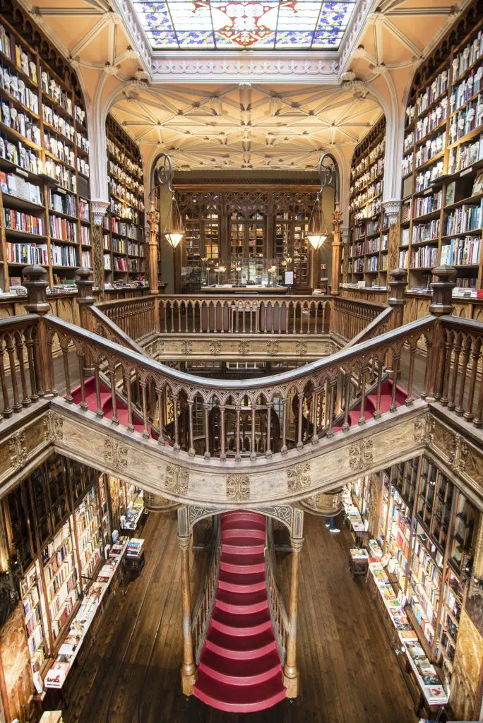 Porto en famille : notre guide complet 1 Porto en famille Librairie
