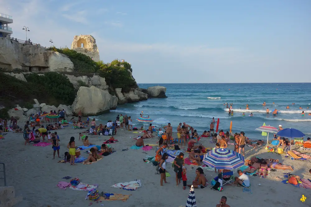 2016 08 25 pouilles 2 torre del orso Faut il visiter les Pouilles en Aout avec des enfants | Blog VOYAGES ET ENFANTS