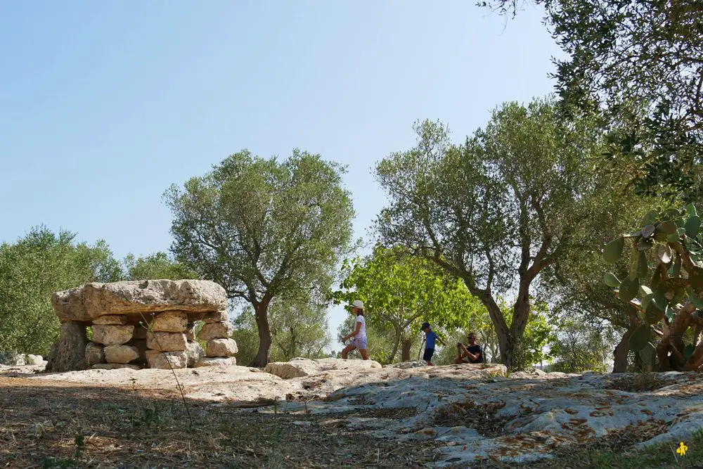 2016 08 27 pouilles dolmen li scusi 45 Que faire dans Les Pouilles en famille Activités pour enfant