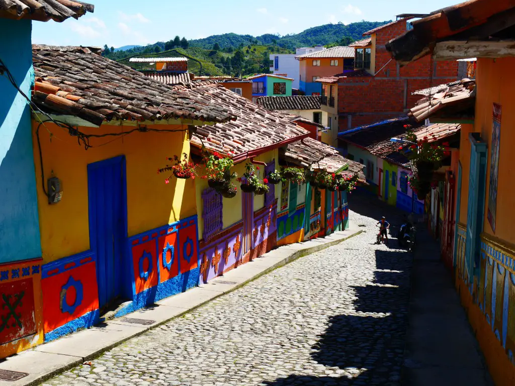 Guatape voyage Colombie en camping-car
