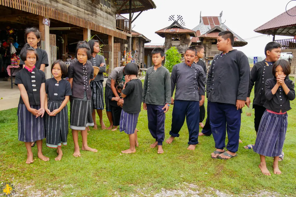 2016 11 13 thailande chiang khan dansai 211 1a supprimer Loei en famille Thailande hors sentier battus | Blog VOYAGES ET ENFANTS