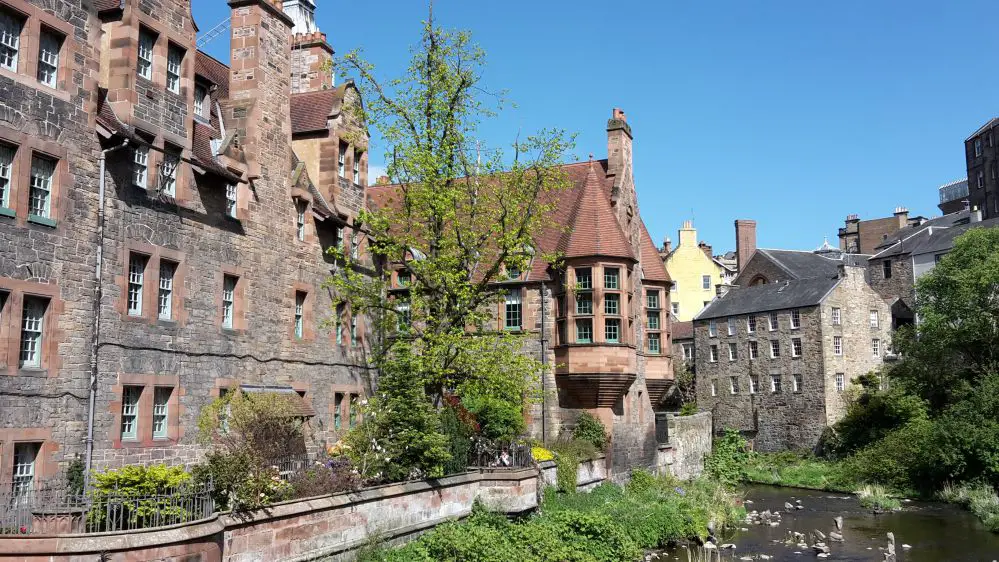 Edimbourg Dean Village en famille Visite dEdimbourg en famille | Blog VOYAGES ET ENFANTS