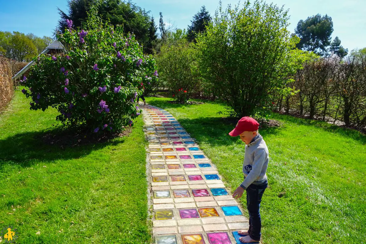 Reveille tes pieds jardins de broceliande 1 Week end à Brocéliande en famille | Blog VOYAGES ET ENFANTS