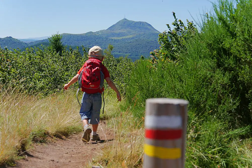 20160717 Auvergne en famille Rando des Puys Jumes et Coquilles 150 compressed Escapade en Auvergne en famille | Blog VOYAGES ET ENFANTS