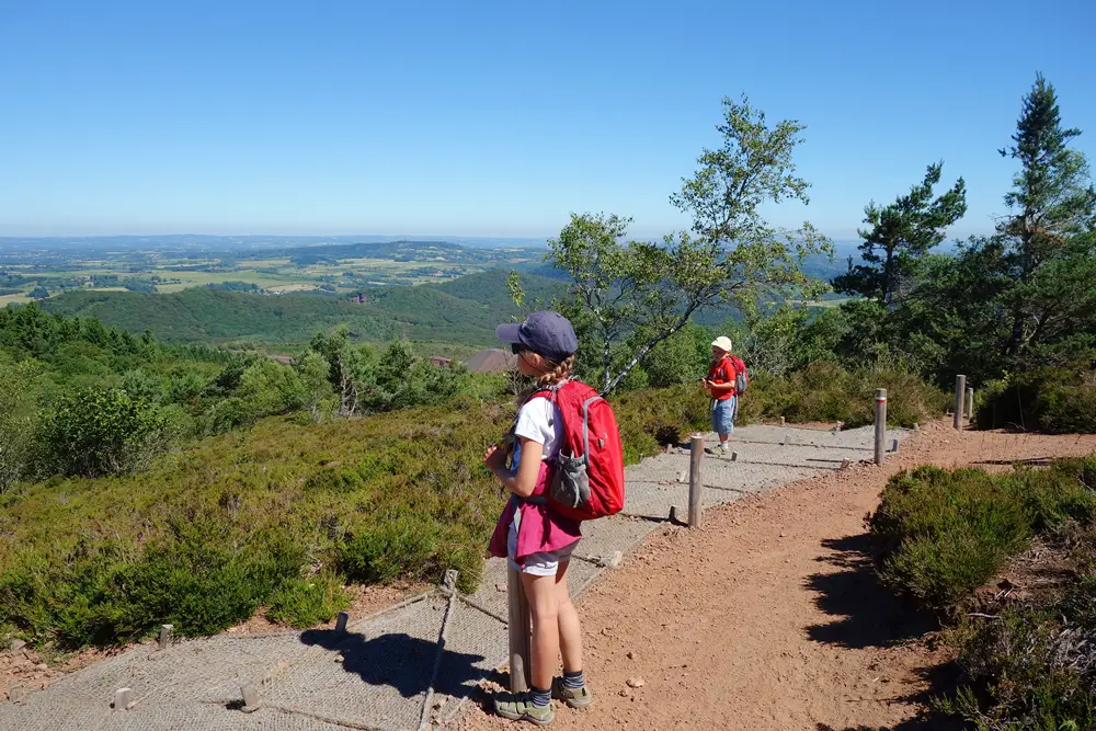 20160717 Auvergne en famille Rando des Puys Jumes et Coquilles 52B Escapade en Auvergne en famille | Blog VOYAGES ET ENFANTS