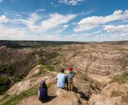 Dinosaure Trail en famille – Drumheller et les Badlands