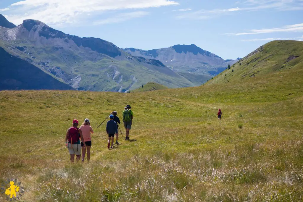 Randonnée Hautes Alpes facile en famille |VOYAGES ET ENFANTS